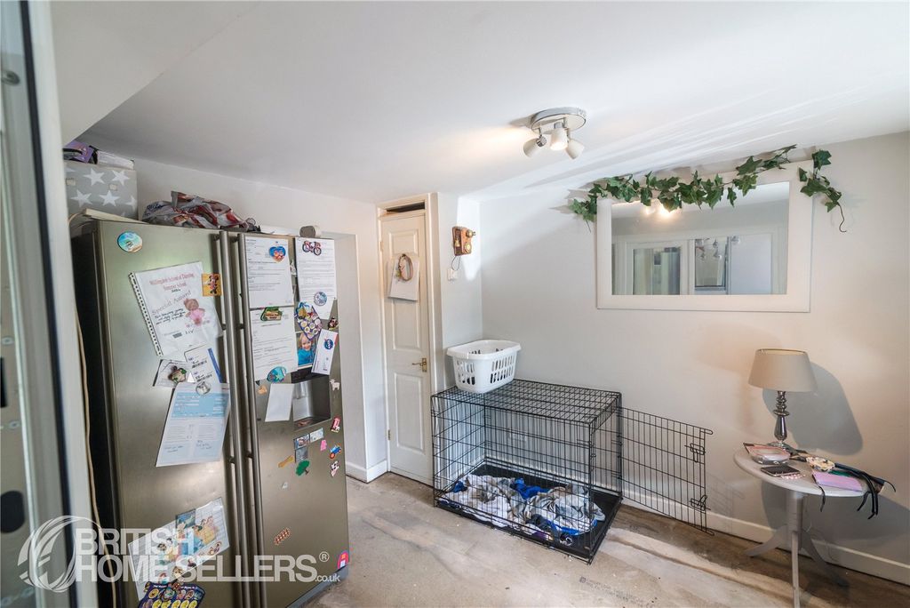 Property photo 3 of 12 Picture No. 04