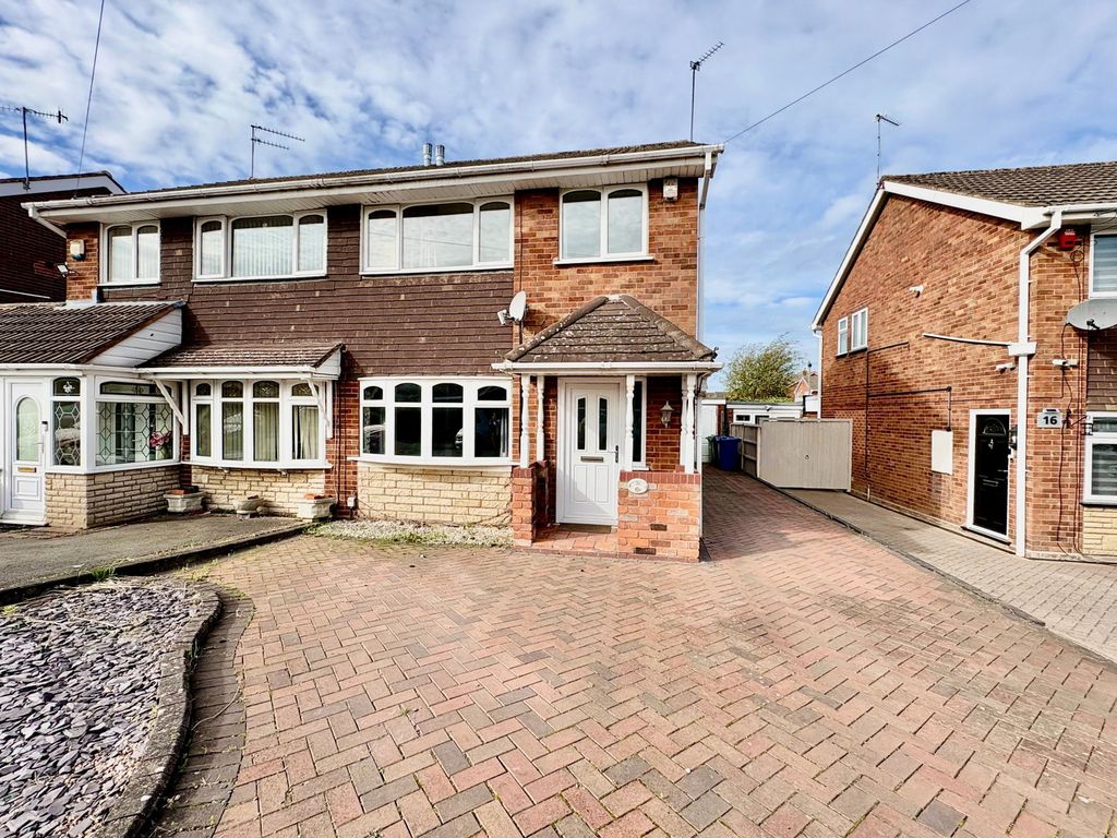 Property photo 1 of 12