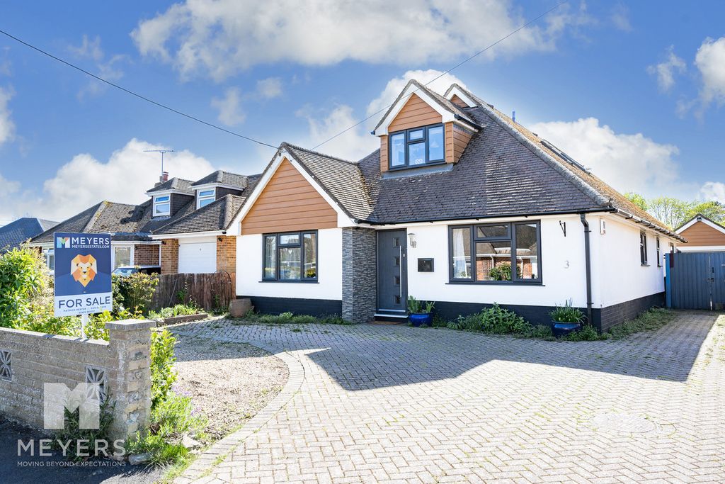 Property photo 1 of 23