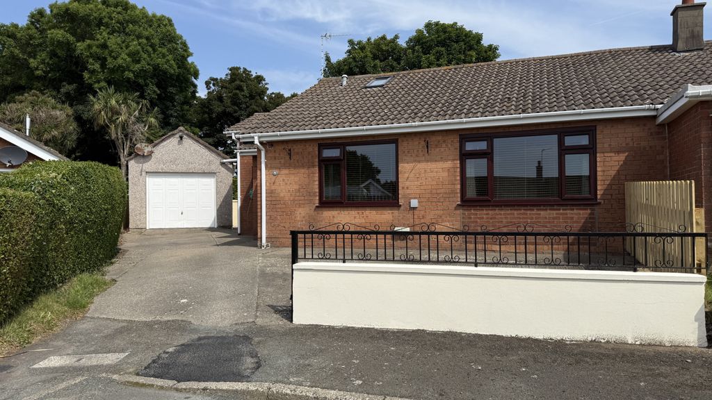 Property photo 1 of 24