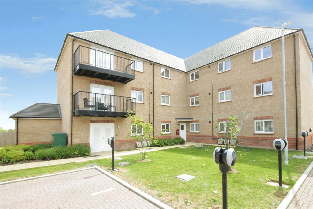 Property photo 1 of 15 Picture No. 11
