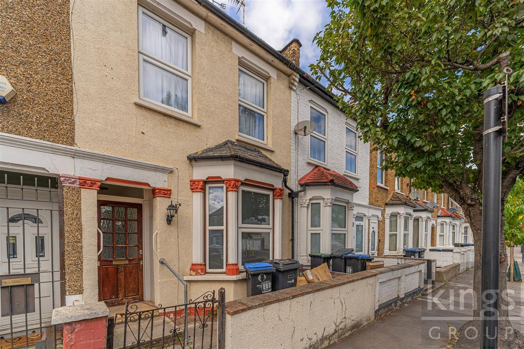 Property photo 1 of 15