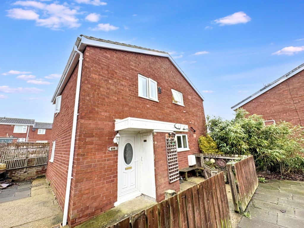 Property photo 1 of 8