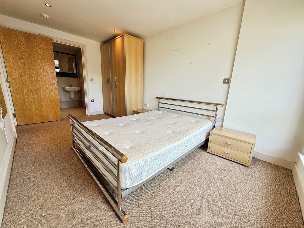 Property photo 3 of 10 Picture No. 19