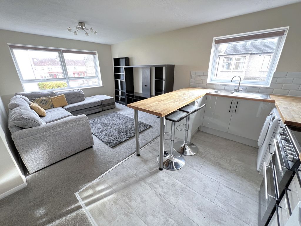 Property photo 2 of 11 Photo 9