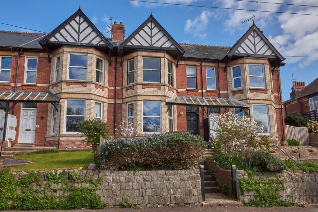 Property photo 1 of 13 Front