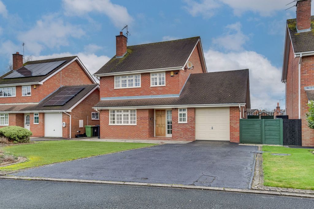 Property photo 2 of 24