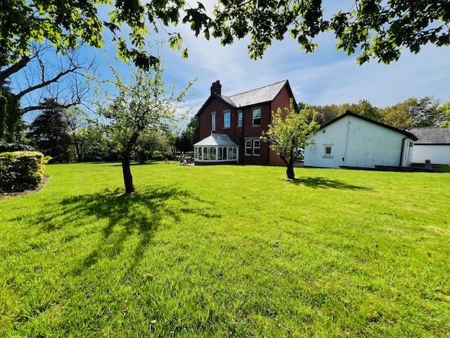 Property photo 1 of 25