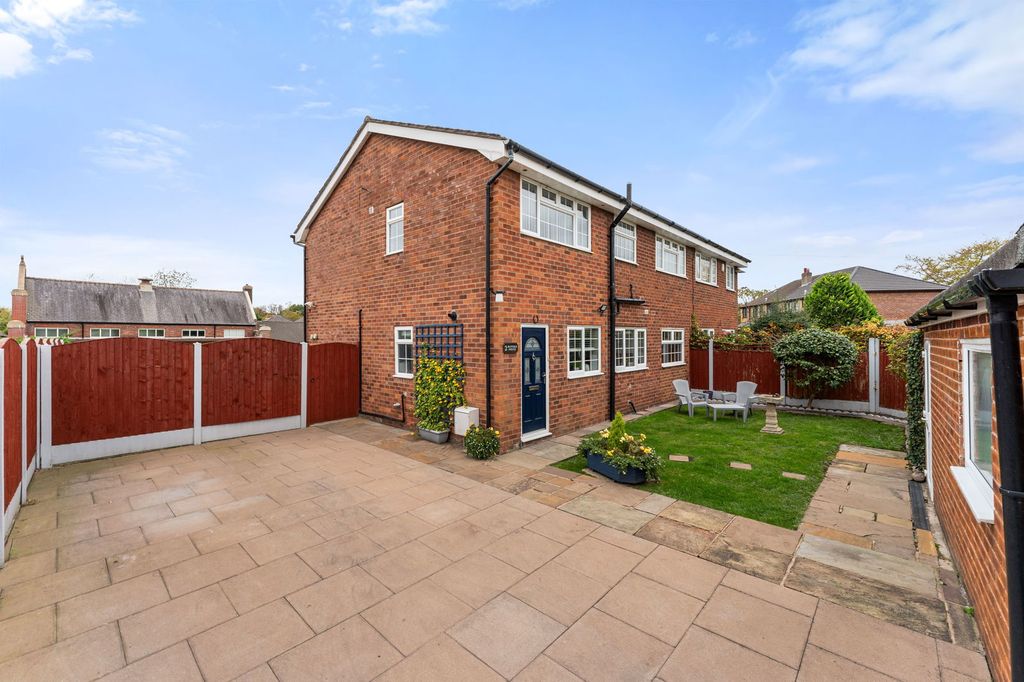 Property photo 1 of 26