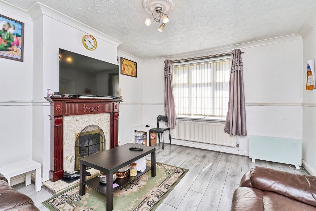 Property photo 3 of 15