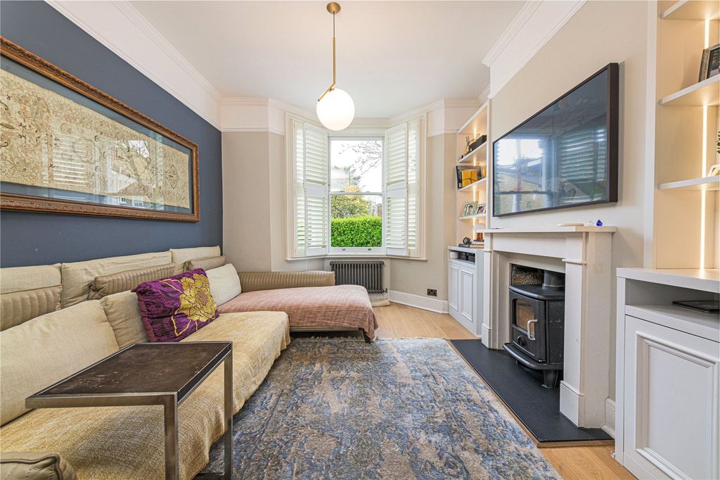 Property photo 3 of 14 Reception