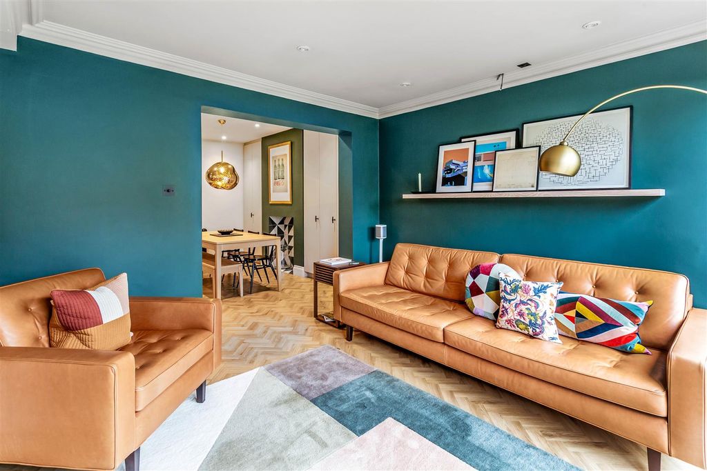 Property photo 2 of 38 30-Skinners-Lane-23.Jpg