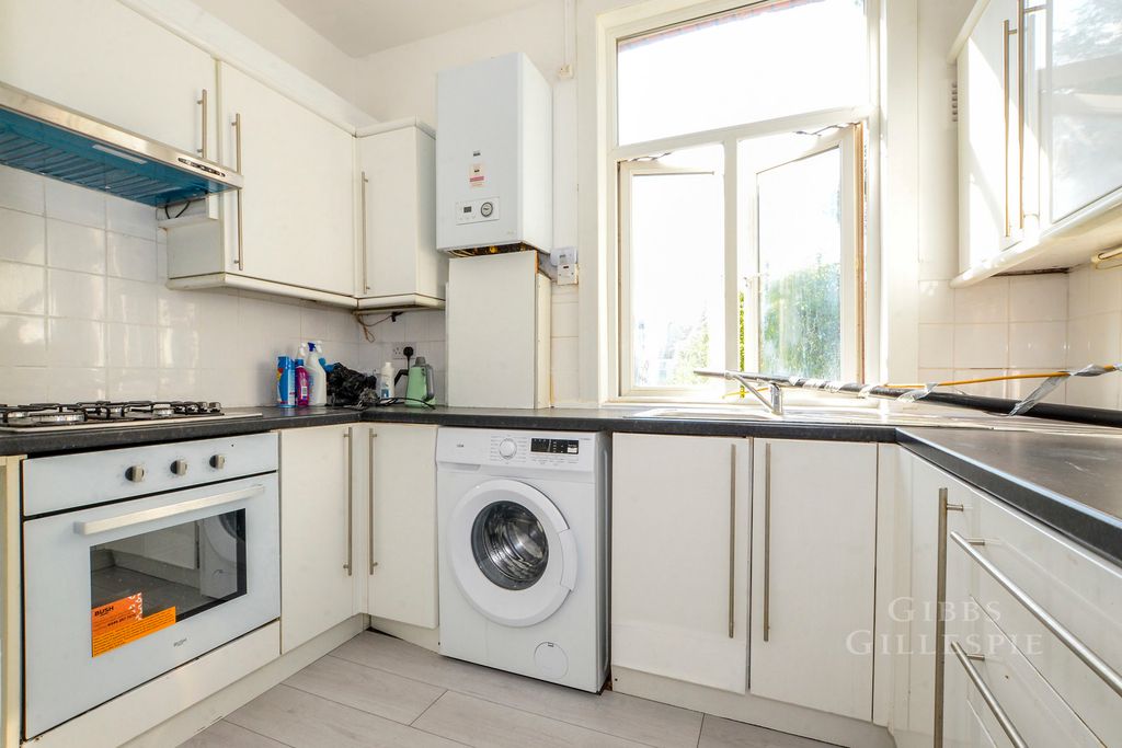 Property photo 1 of 17 Pbox-Img.Jpg