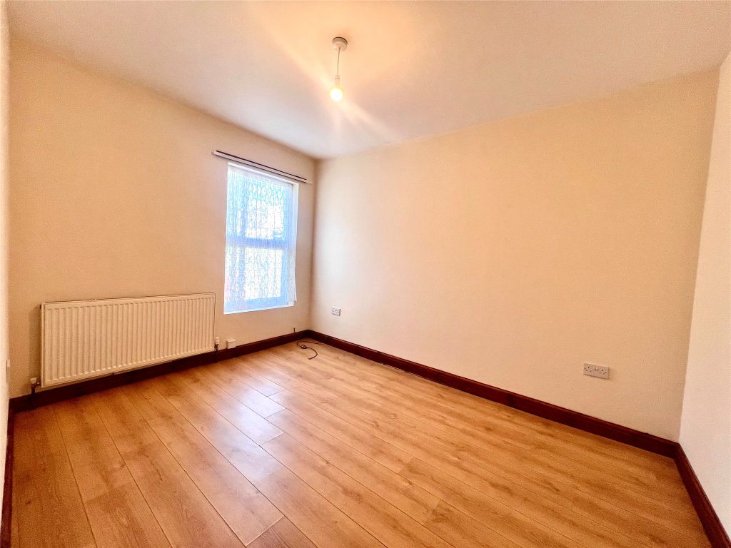 Property photo 3 of 7 Picture No. 09