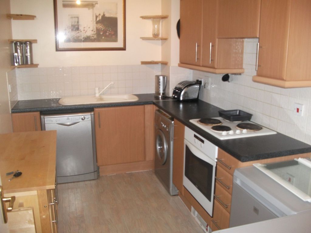 Property photo 2 of 6