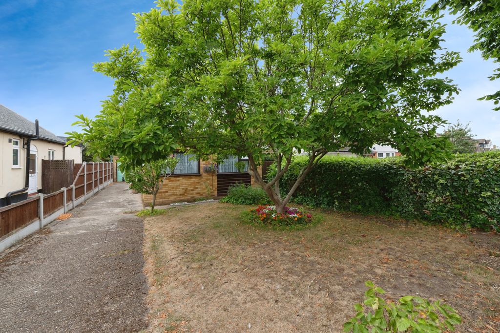 Property photo 1 of 20