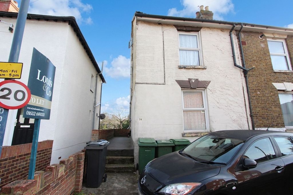 Property photo 3 of 3