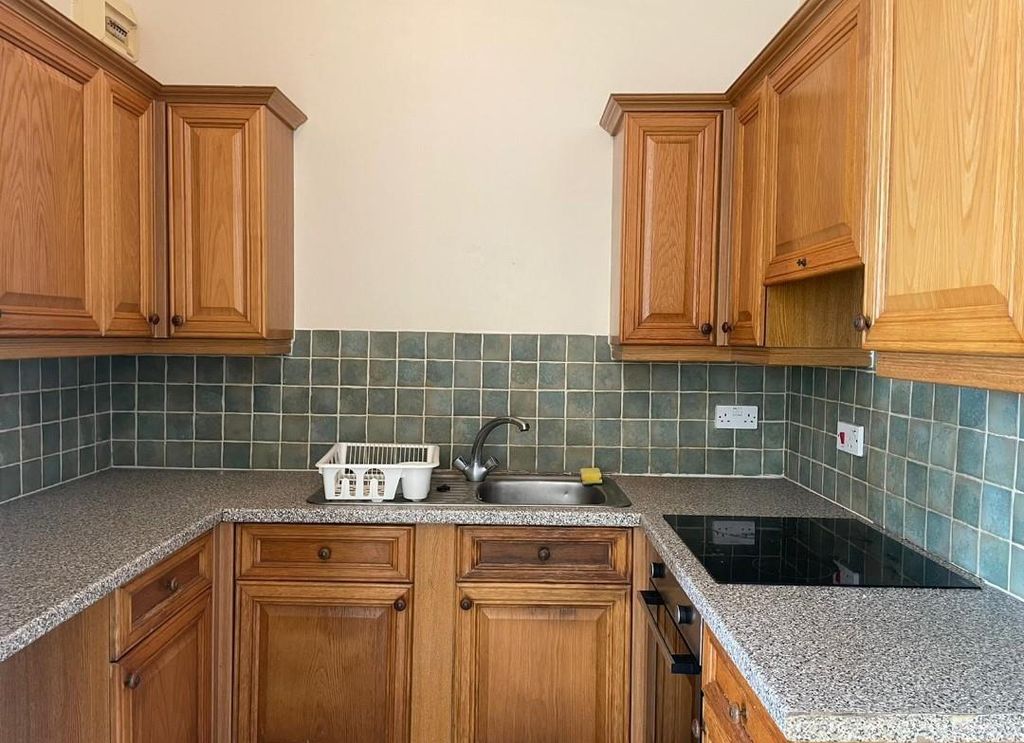 Property photo 1 of 14 Screenshot_2022-10-10-14-49-21-420_Com.Whatsapp.W4