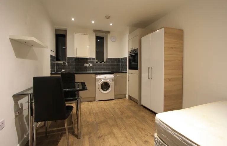 Property photo 3 of 4