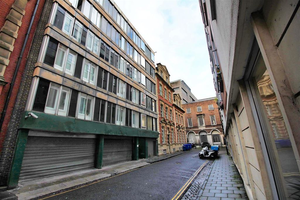 Property photo 1 of 9 Main Picture