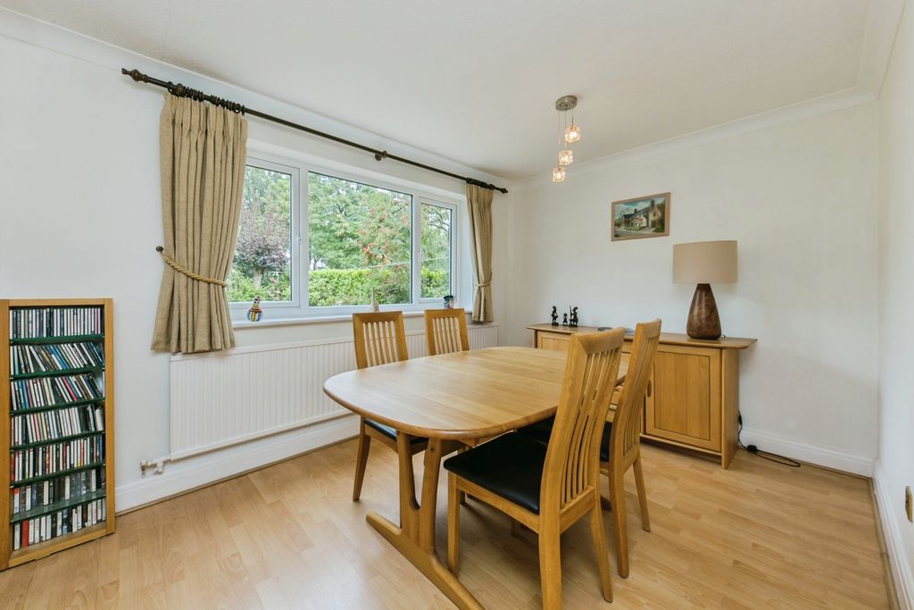 Property photo 3 of 21 Pbox-Img.Jpg