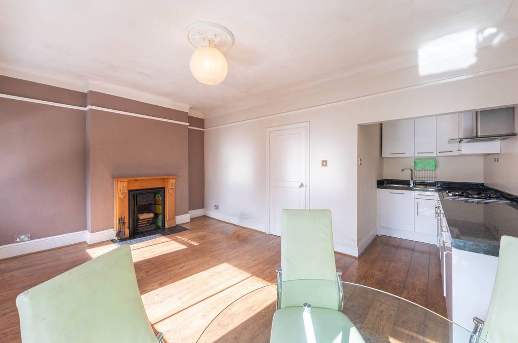 Property photo 1 of 5