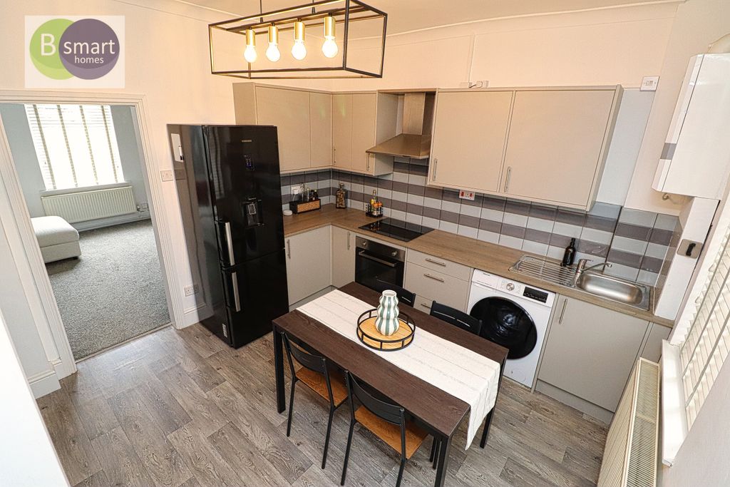 Property photo 3 of 16 Img_5078
