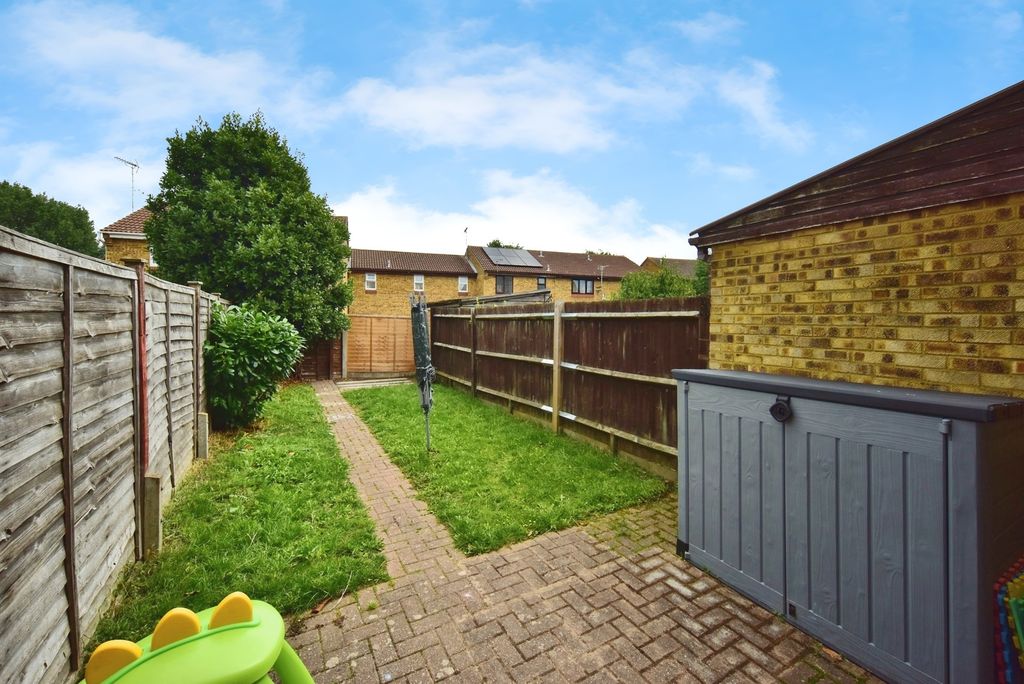 Property photo 3 of 17 Photo