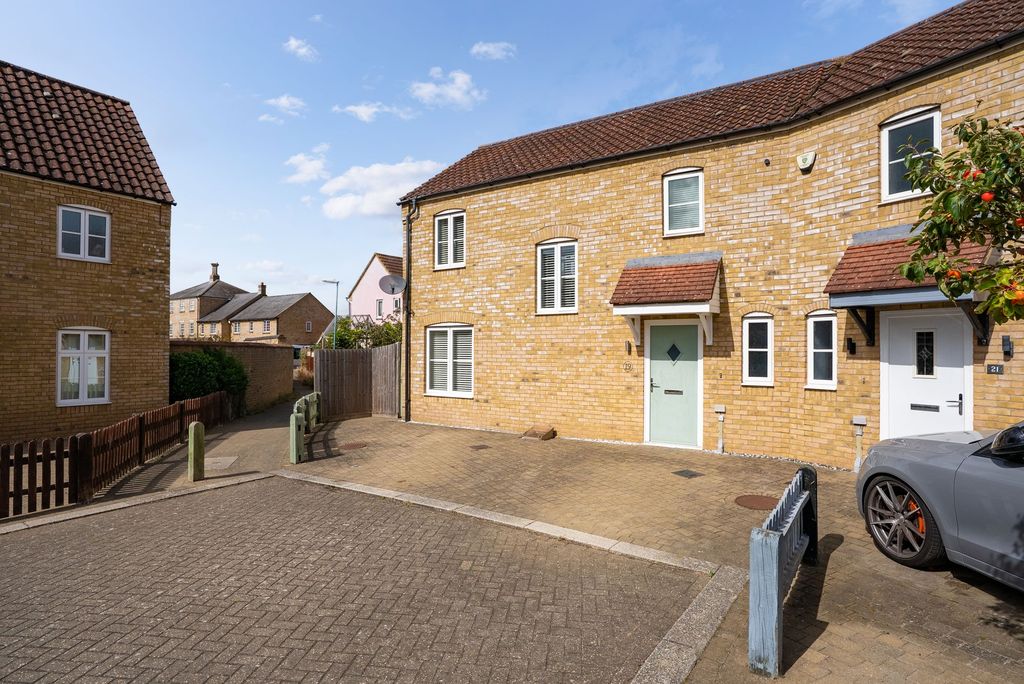 Property photo 3 of 22