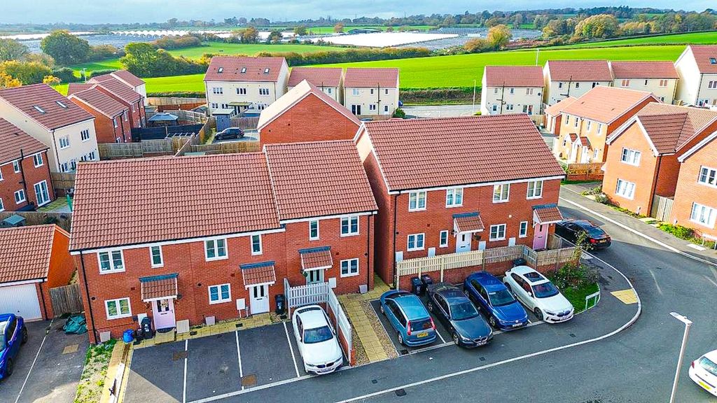 Property photo 1 of 17 4657820