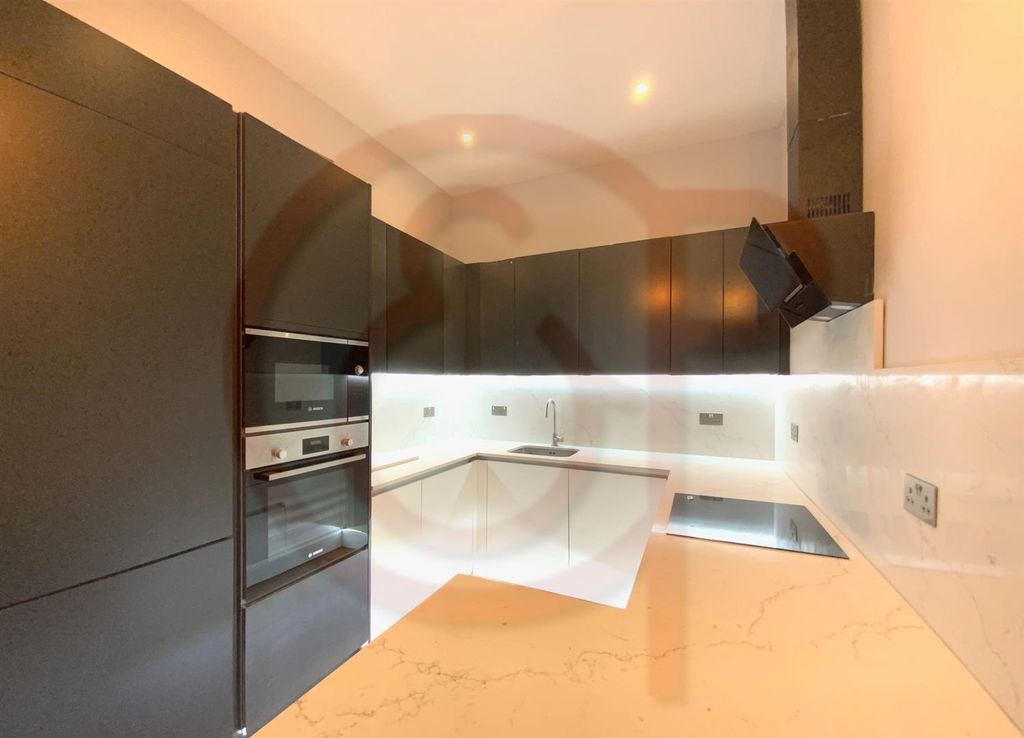 Property photo 3 of 9 Kitchen.Jpg