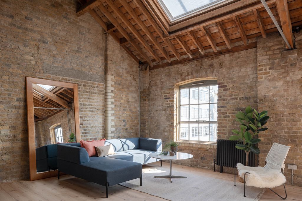 Property photo 3 of 25 313702 - 719 Alaska Buildings, London Se1 - High Res-05372.Jpg