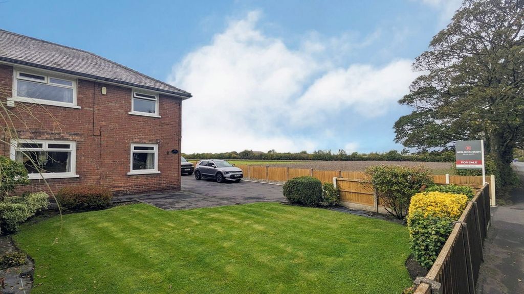 Property photo 3 of 37