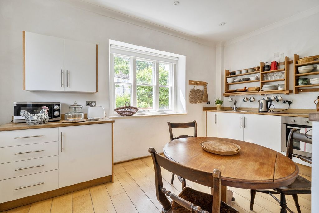 Additional image 6 of 1 bed flat for saleCanon Square, Melksham SN12