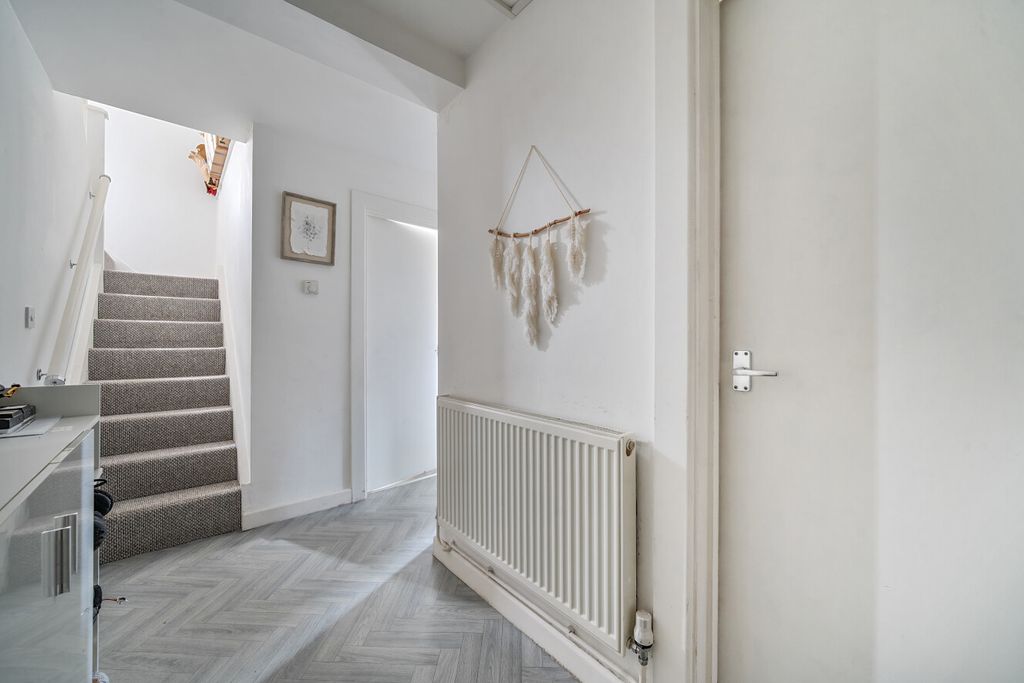 Property photo 3 of 10 23-6A62109A50Bc9-...
