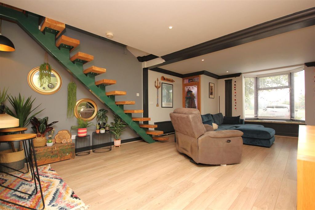 Property photo 2 of 19 Img_6827.Jpg