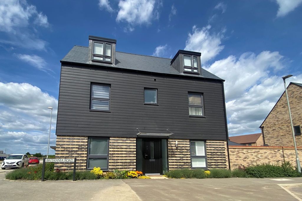 Property photo 1 of 19