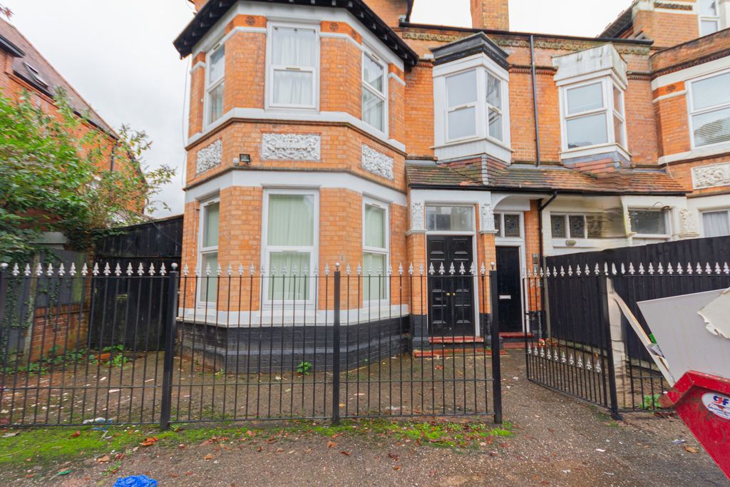 Property photo 1 of 5 Img_18714_1_Original