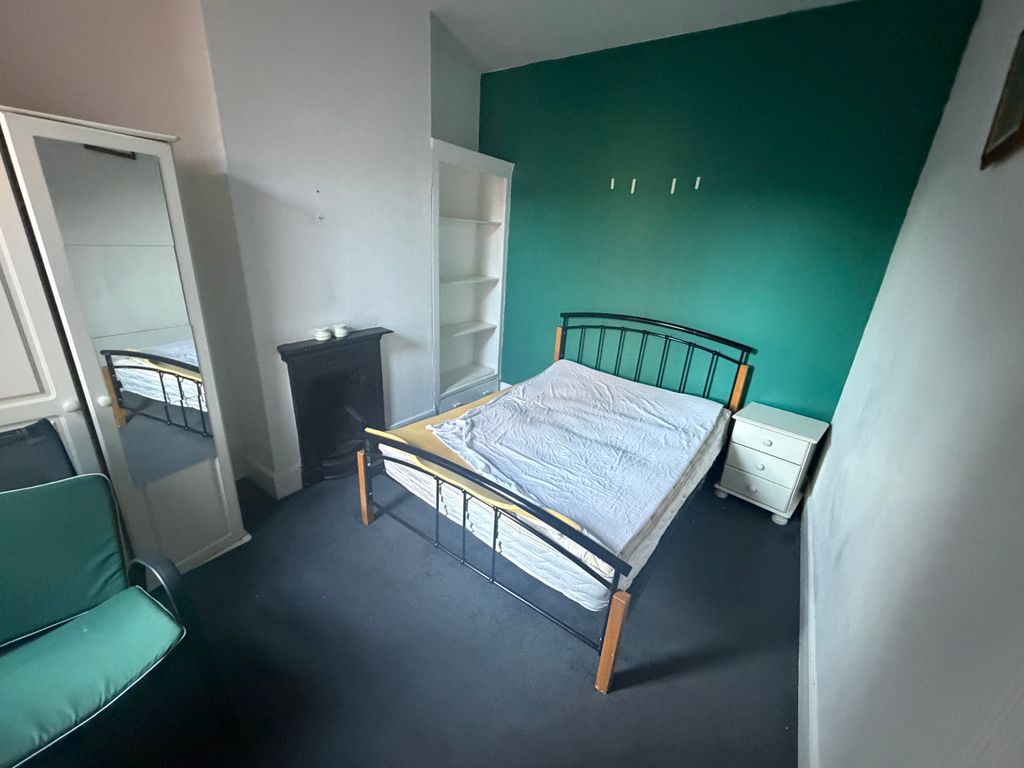 Property photo 3 of 9 Image