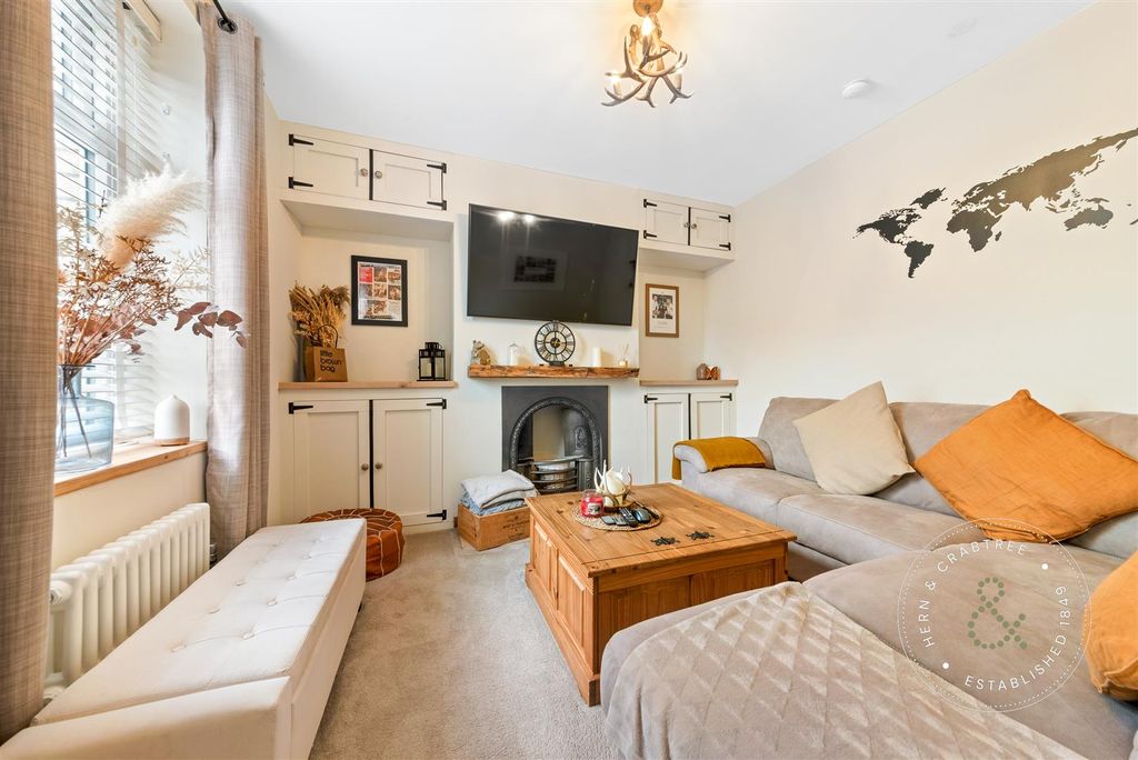 Property photo 2 of 45 Westbury-Terrace-15.Jpg