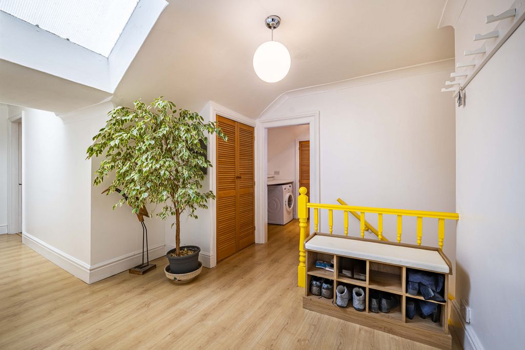 Additional image 5 of 2 bed flat for saleDrury Lane, Lincoln LN1