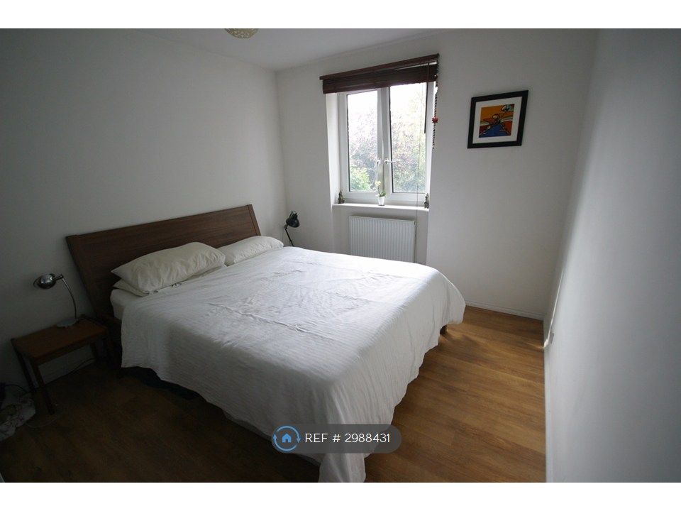 Property photo 3 of 15 Bedroom