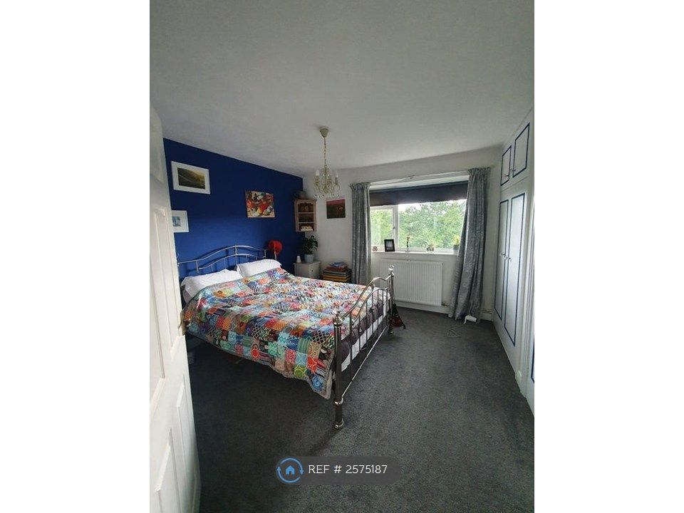 Property photo 3 of 8 Master Bedroom, With King Sized Bed