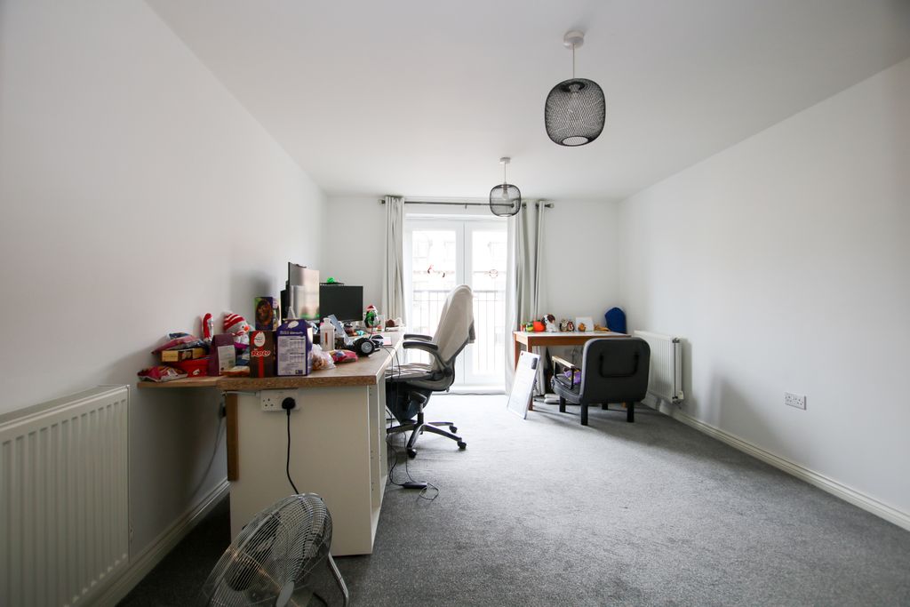 Property photo 3 of 8