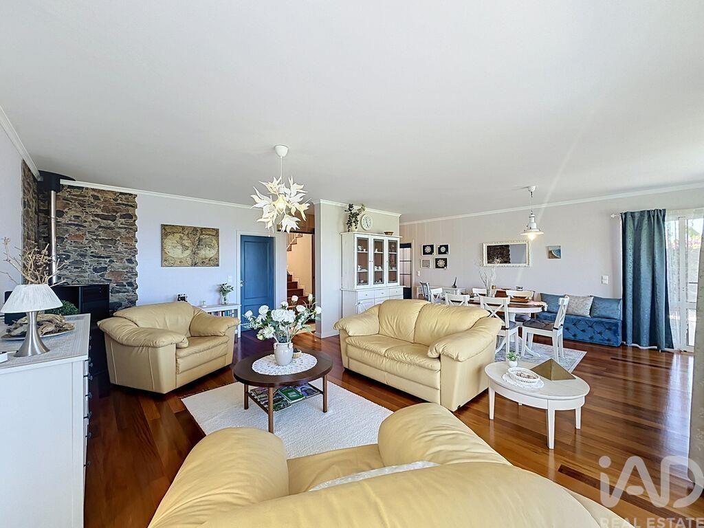 Property photo 3 of 36