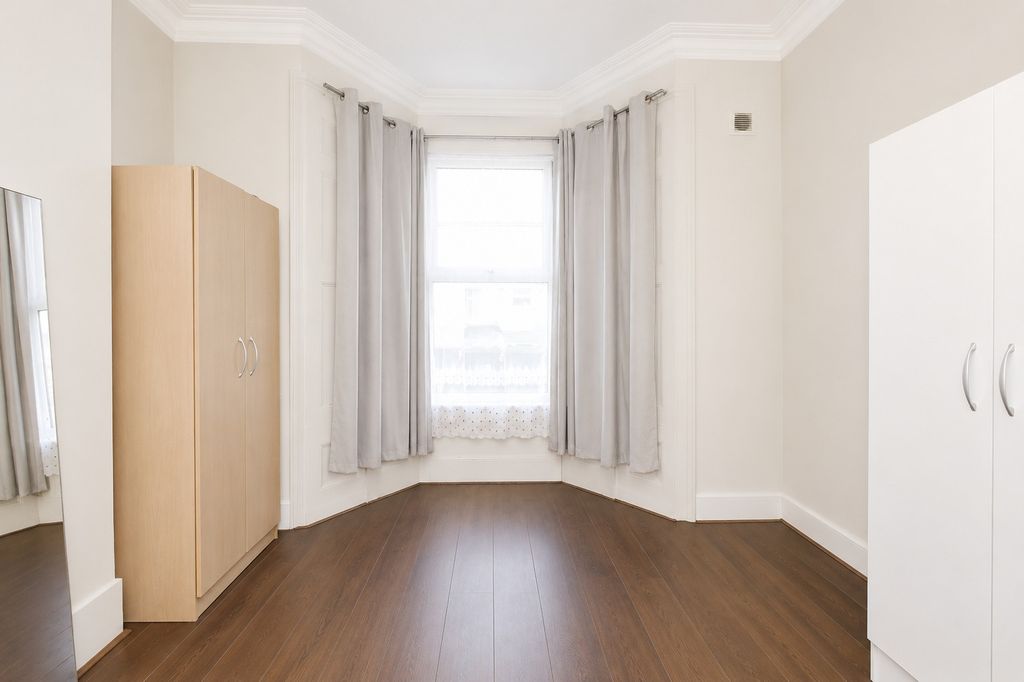 Property photo 3 of 7 2983933