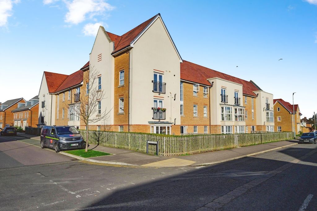 Property photo 1 of 12 Front