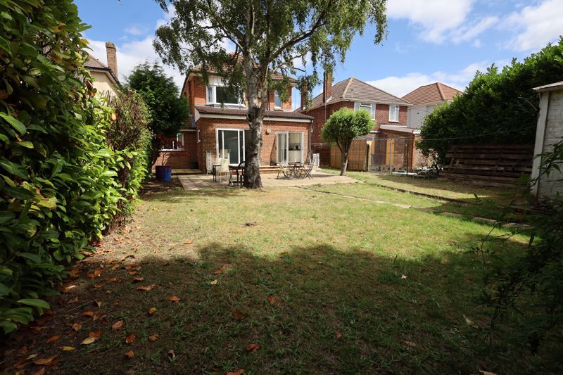Property photo 3 of 17 Photo 16