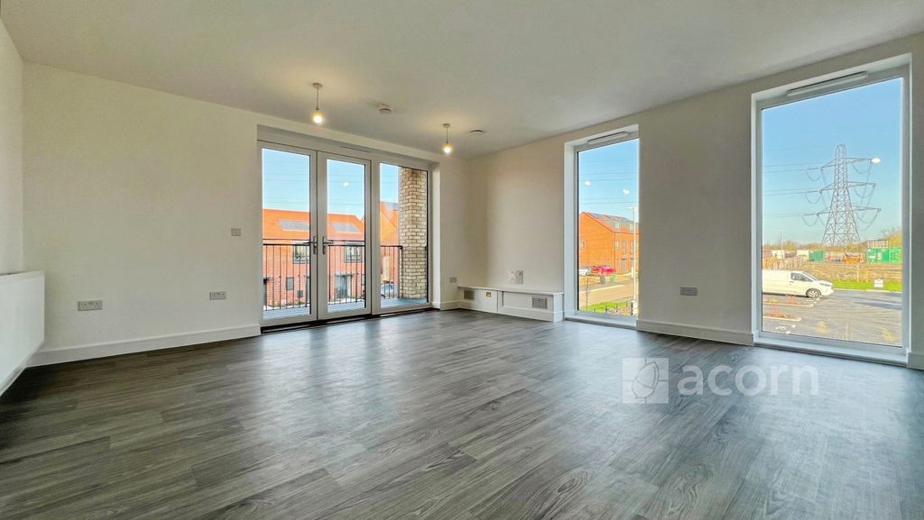 Property photo 2 of 8 Lounge