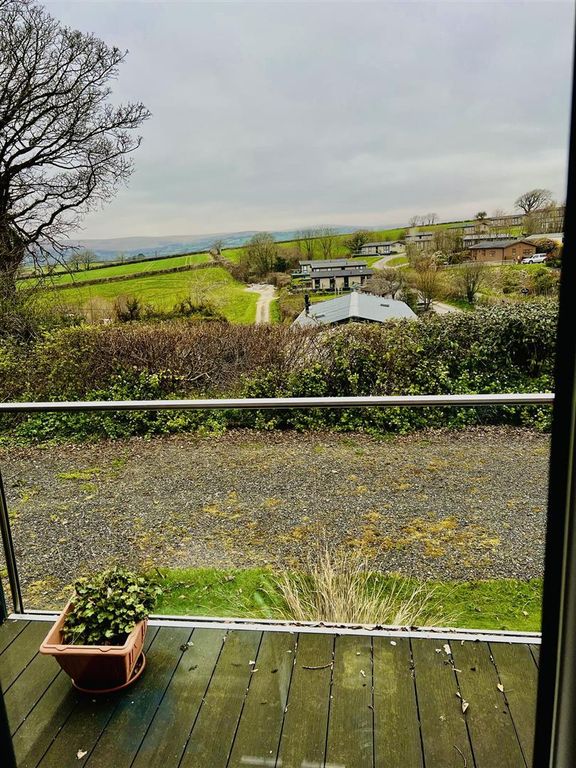 Property photo 2 of 51 Lovely Views
